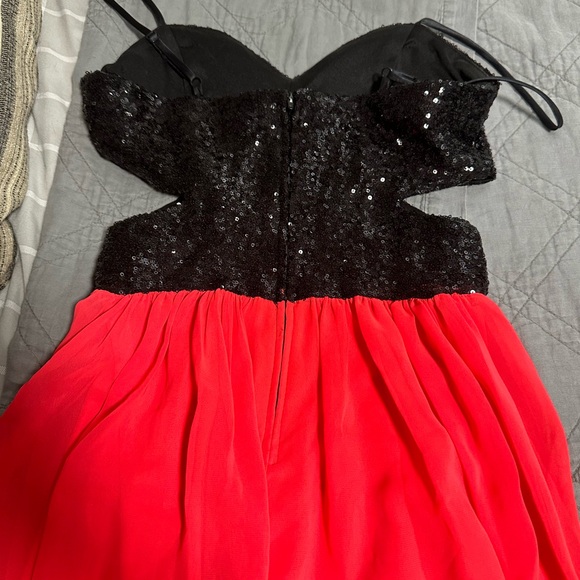 Homecoming dress - Picture 3 of 4